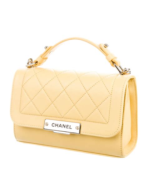 chanel label click flap bag|authentic Chanel classic flap bag.